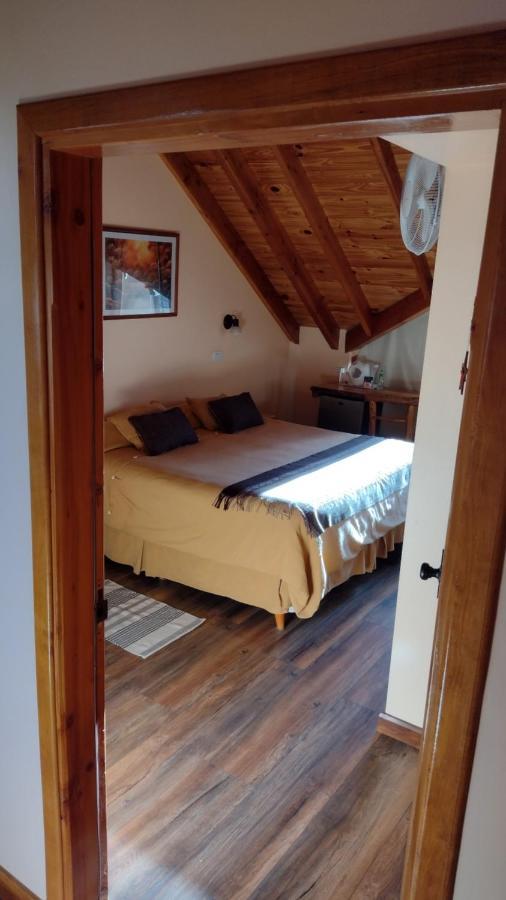 Hotel Y Cabanas Casa De Piedra Trevelín エクステリア 写真