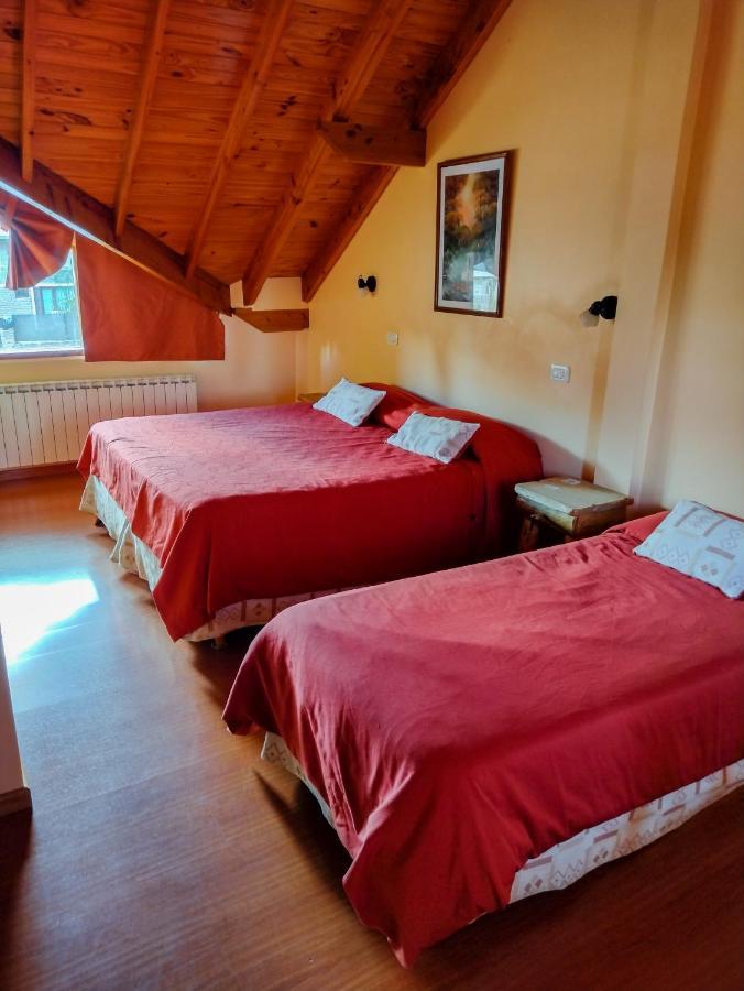 Hotel Y Cabanas Casa De Piedra Trevelín エクステリア 写真
