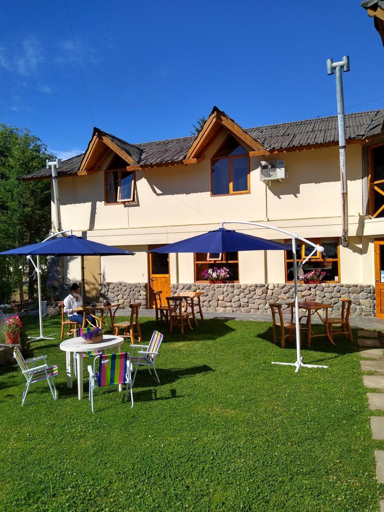 Hotel Y Cabanas Casa De Piedra Trevelín エクステリア 写真
