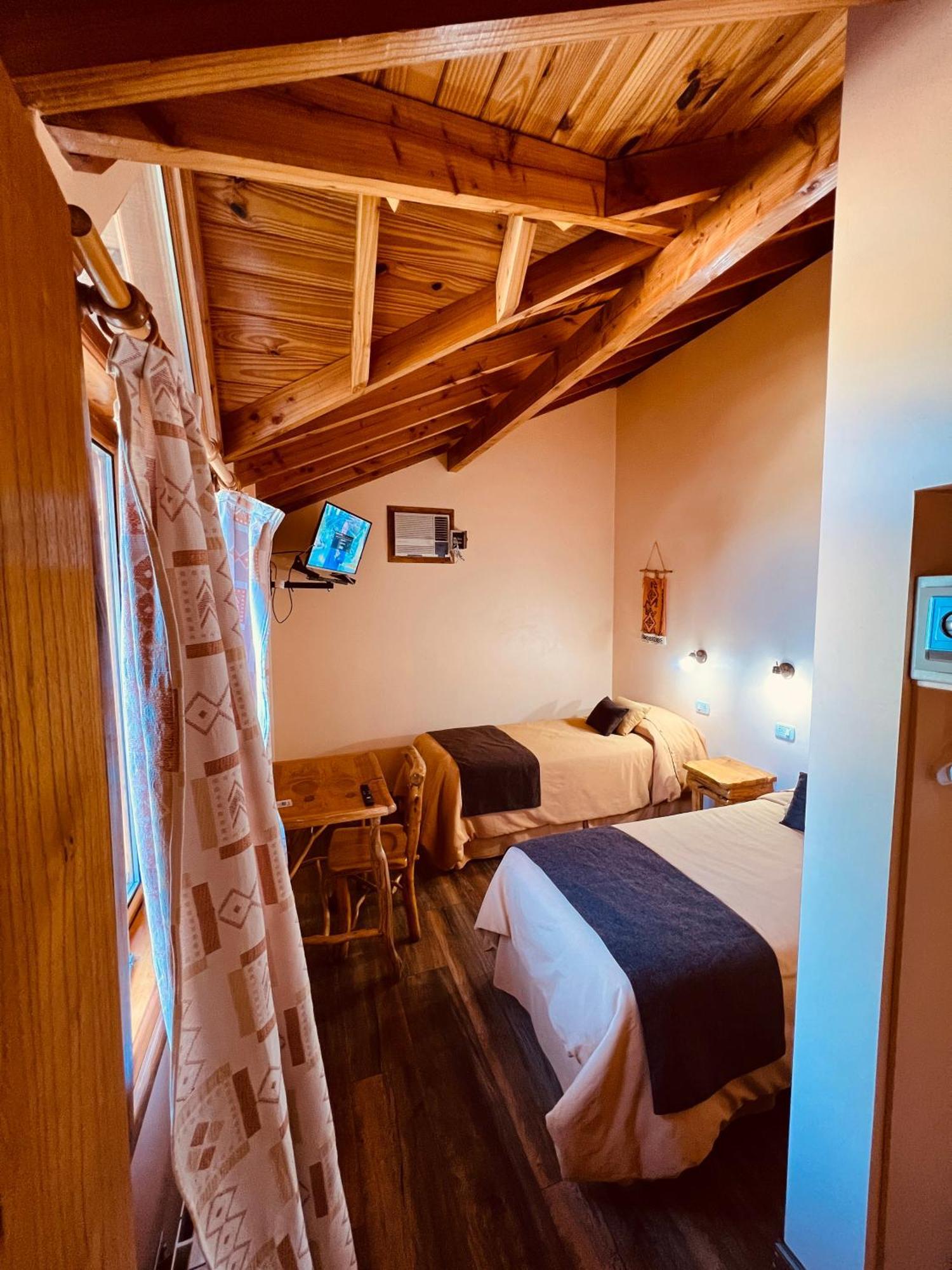 Hotel Y Cabanas Casa De Piedra Trevelín エクステリア 写真